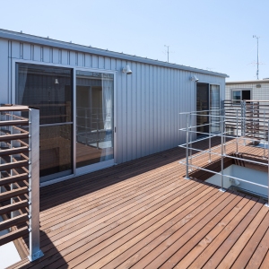 中庭と屋上テラスのある家 中庭と屋上テラスのある家