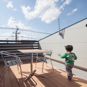 間口2.7mのスキップフロアの家 間口2.7mのスキップフロアの家