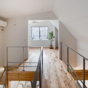 2階LDKを見渡せる渡り廊下のある家 2階LDKを見渡せる渡り廊下のある家