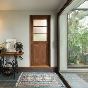 静かな森を感じる家 静かな森を感じる家