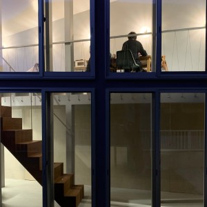 太陽を取り込み視界が広がる木構造の家 太陽を取り込み視界が広がる木構造の家