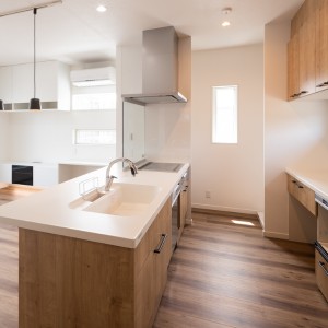 18坪の収納豊富な狭小3階建てプライバシーを保ちながら明るい2階LDK 18坪の収納豊富な狭小3階建てプライバシーを保ちながら明るい2階LDK